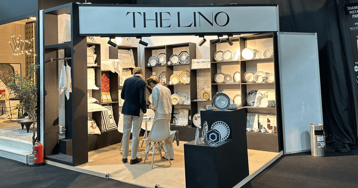 stand builder in egypt