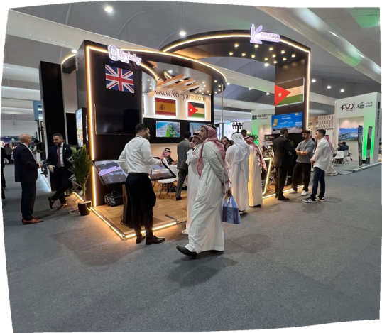 stand builder in egypt