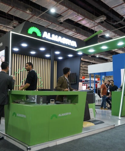 stand builder in egypt