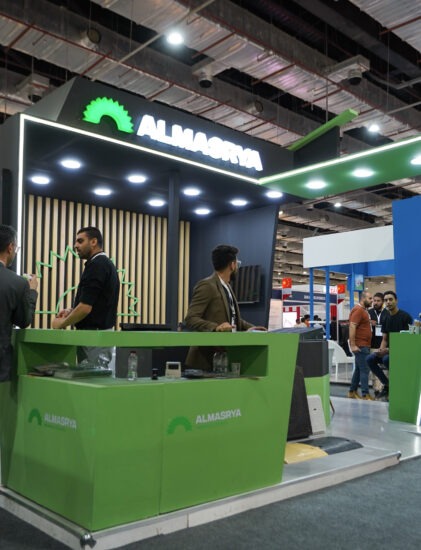 stand builder in egypt