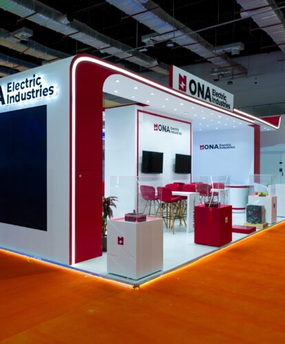 stand builder in egypt